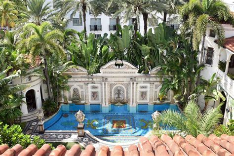 hotel casa gianni versace|giannis villa casa casuarina miami.